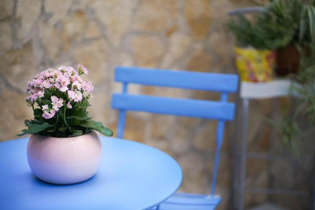 Appartamento Blue Courtyard Not Valid Bari Esterno foto